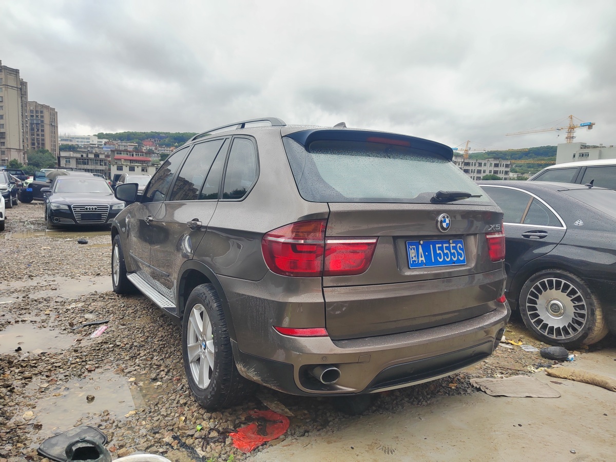 寶馬 寶馬X5  2011款 xDrive35i 領(lǐng)先型圖片