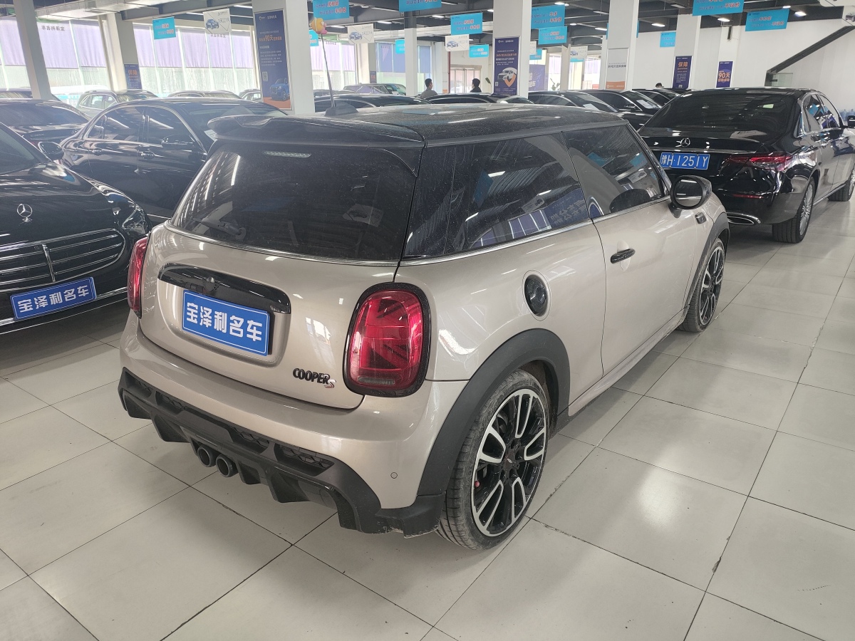 2022年4月MINI MINI  2022款 2.0T COOPER S 賽車手