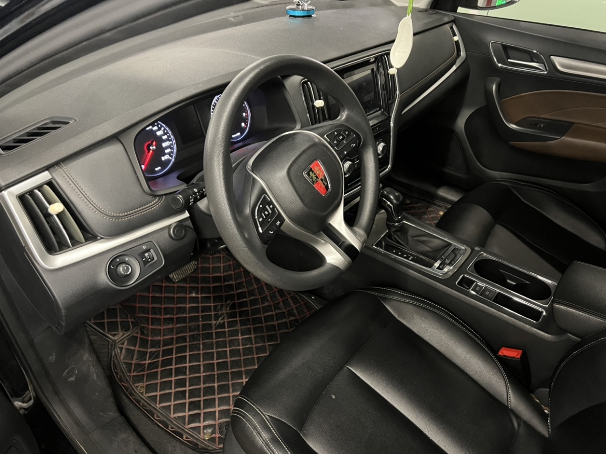 榮威 i6  2020款 PLUS 1.6L CVT 4G互聯(lián)榮耀豪華版圖片