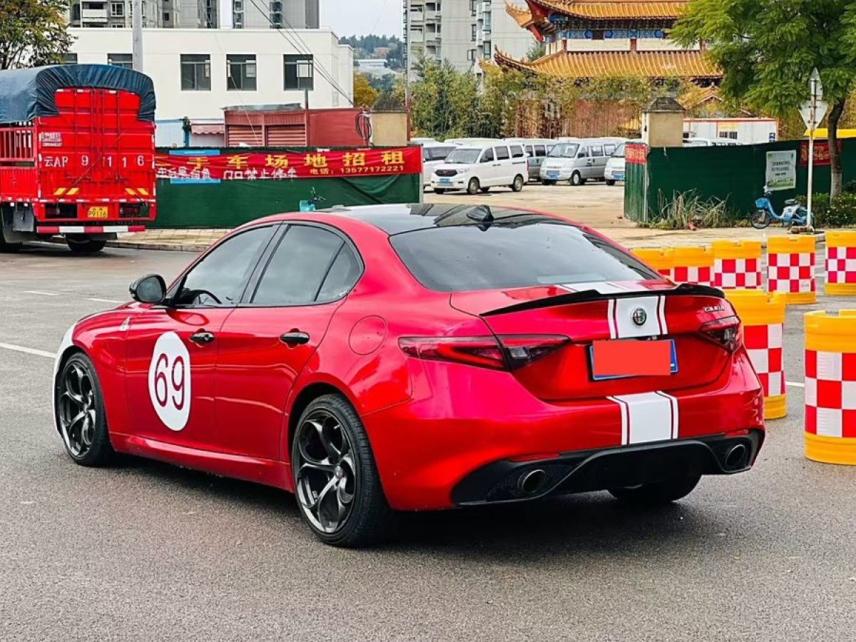 阿爾法·羅密歐 Giulia  2017款 2.0T 280HP 豪華版圖片