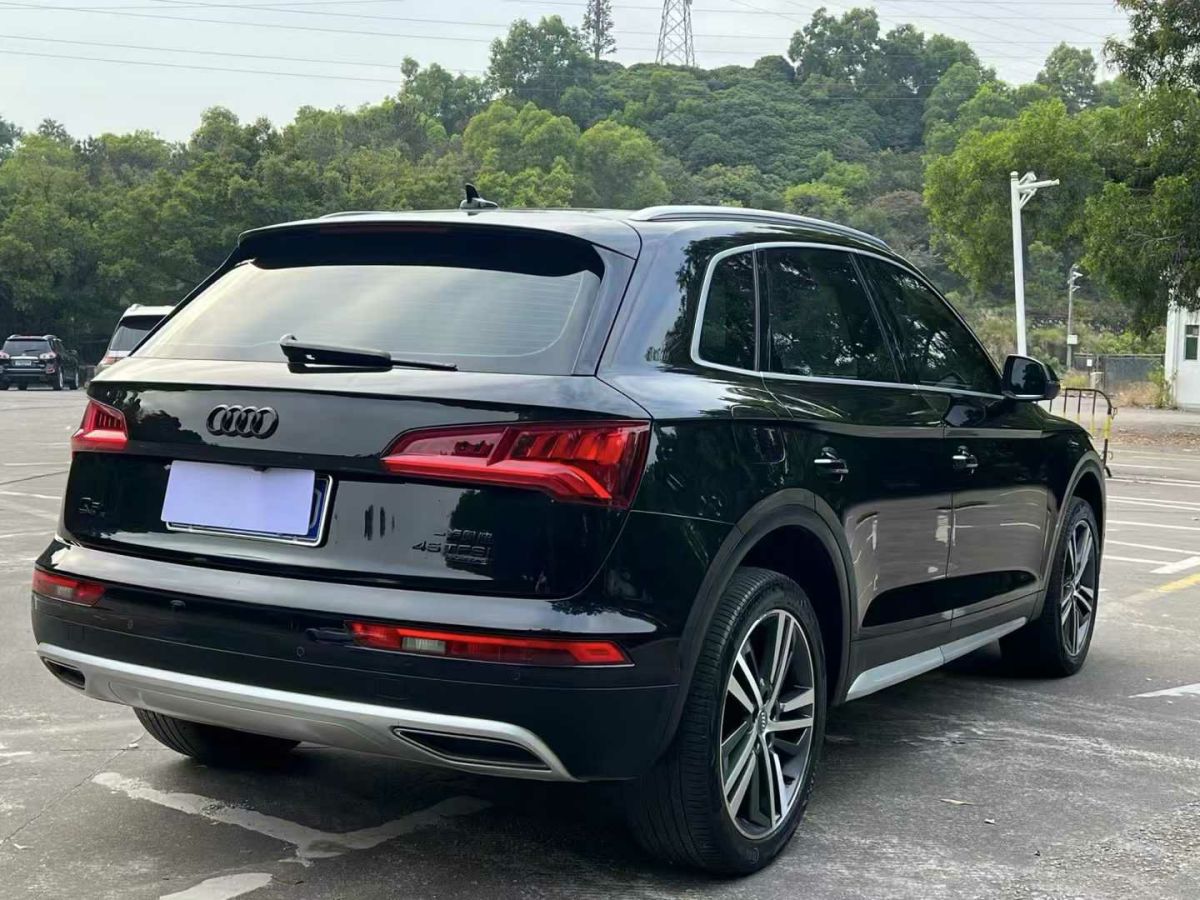 奧迪 奧迪Q5L  2020款 45 TFSI 尊享風(fēng)雅型圖片