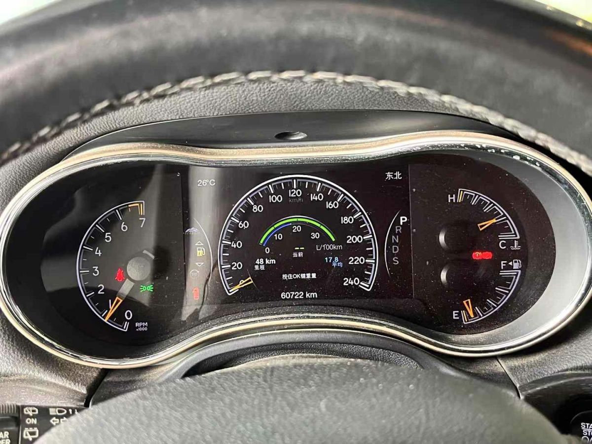 Jeep 大切諾基  2016款 3.0L 精英導航版圖片