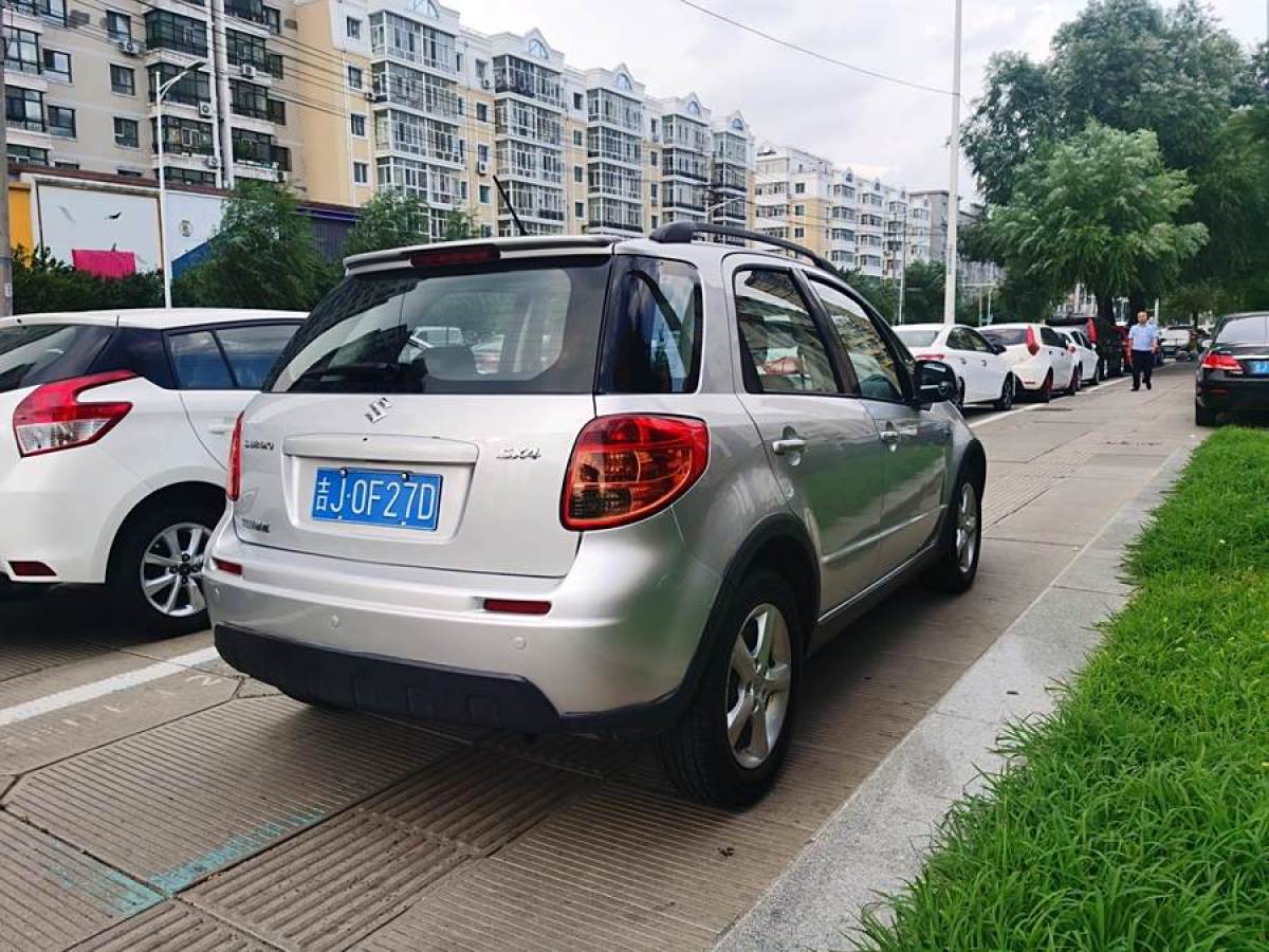 鈴木 天語 SX4  2009款 兩廂 1.6L 自動(dòng)運(yùn)動(dòng)型圖片