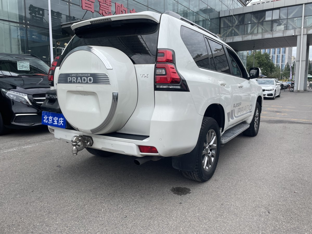 2018年9月豐田 普拉多  2018款 3.5L 自動(dòng)TX-L后掛備胎