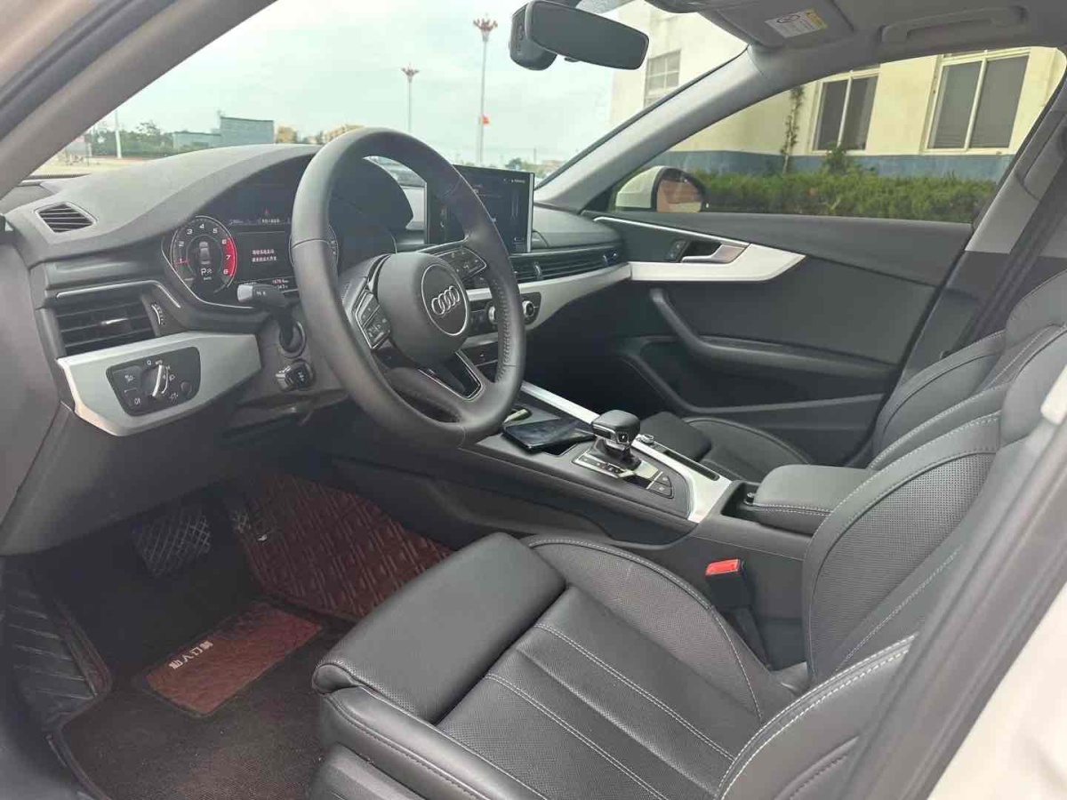奧迪 奧迪A4L  2022款 40 TFSI 豪華動(dòng)感型圖片