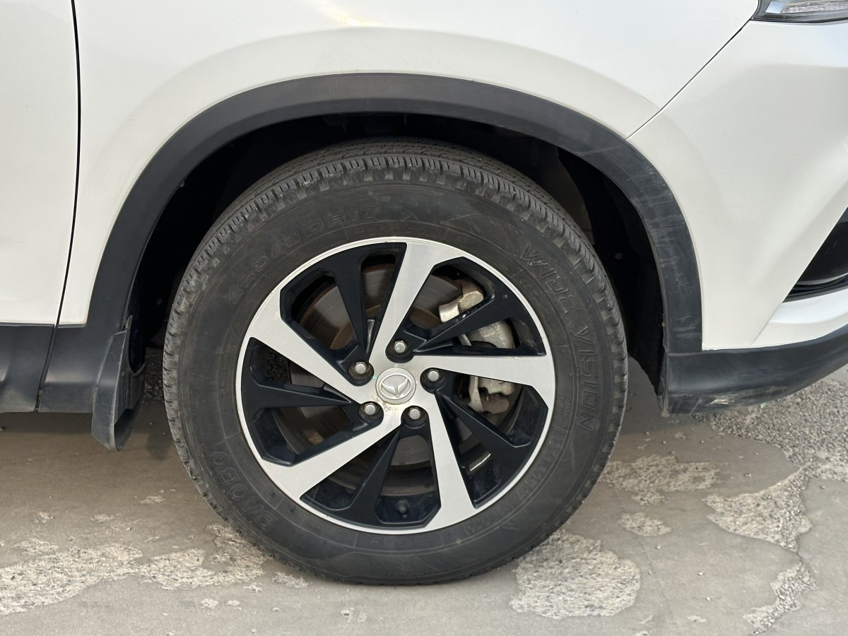北汽幻速 S7  2018款 1.5T 自動(dòng)尊貴型圖片