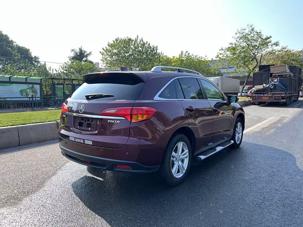 謳歌 RDX  2013款 3.0L 兩驅(qū)精英版圖片