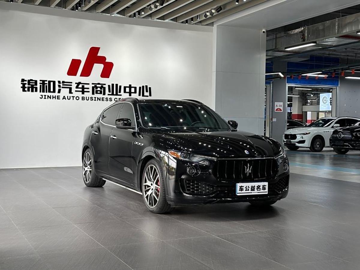 瑪莎拉蒂 Levante  2018款 3.0T 350Hp 運(yùn)動版圖片