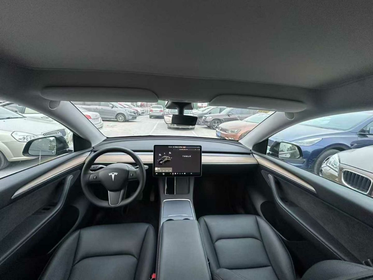 特斯拉 Model S  2021款 Plaid Plus 版圖片