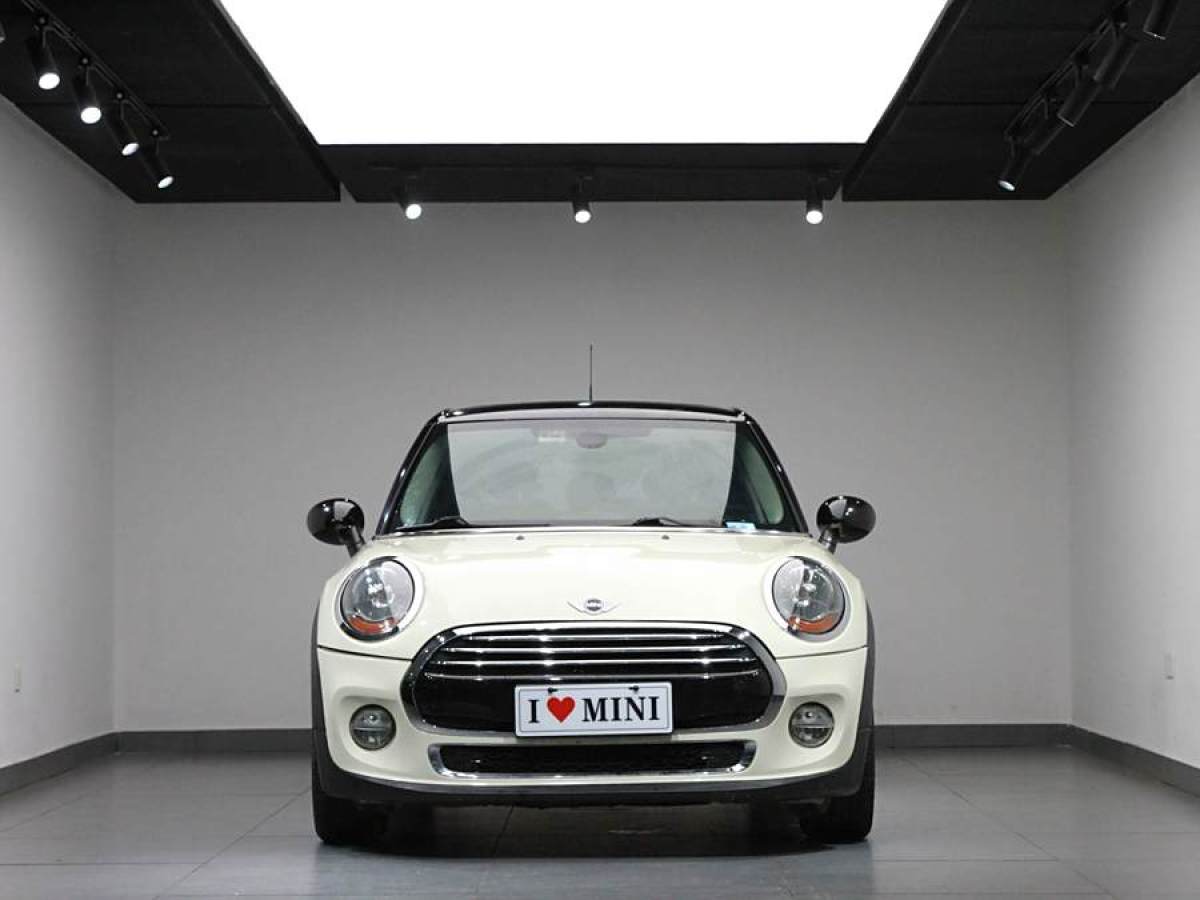 MINI MINI  2015款 1.5T COOPER Fun 五門版圖片