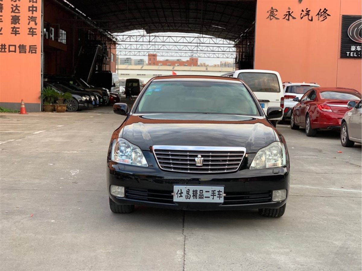 丰田 皇冠 2006款 2.5l royal 真皮版图片