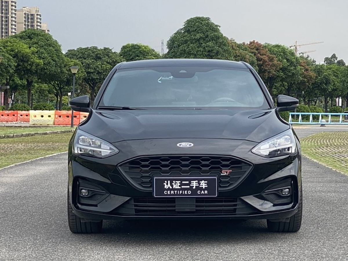 福特 ?？怂? 2020款 兩廂 EcoBoost 180 自動(dòng)ST Line圖片