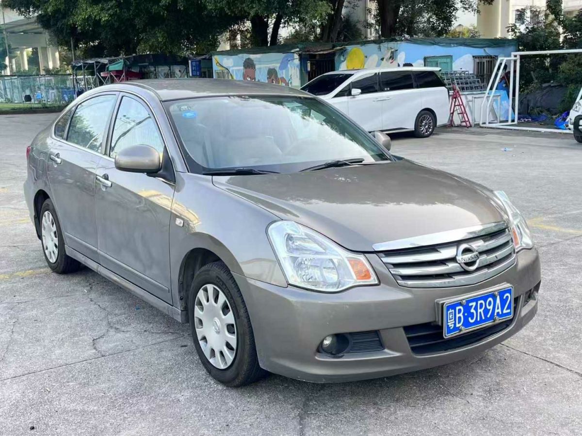 日產(chǎn) 軒逸 圖片
