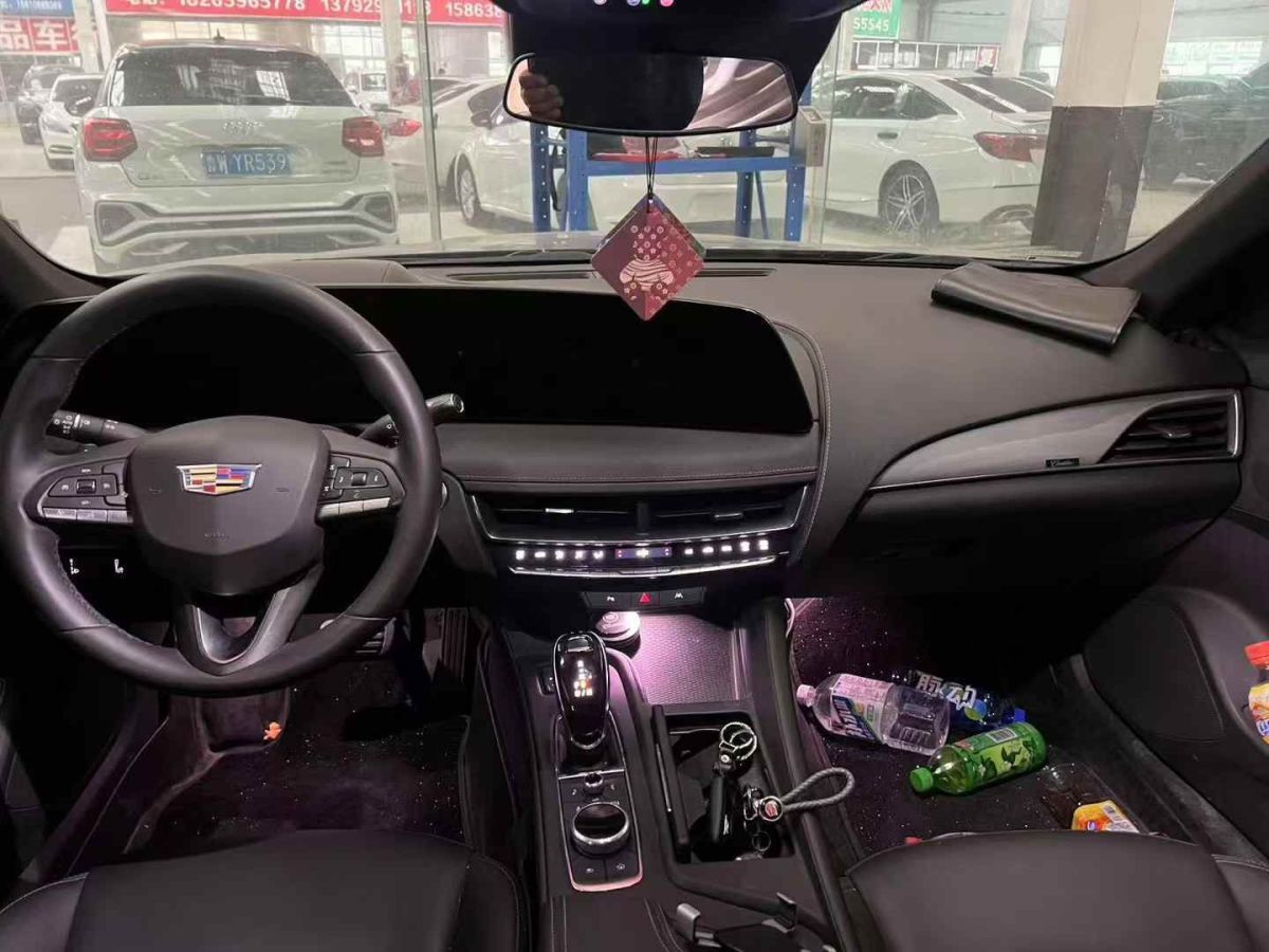 凱迪拉克 LYRIQ銳歌  2024款 后驅(qū)標(biāo)準(zhǔn)續(xù)航豪華版圖片