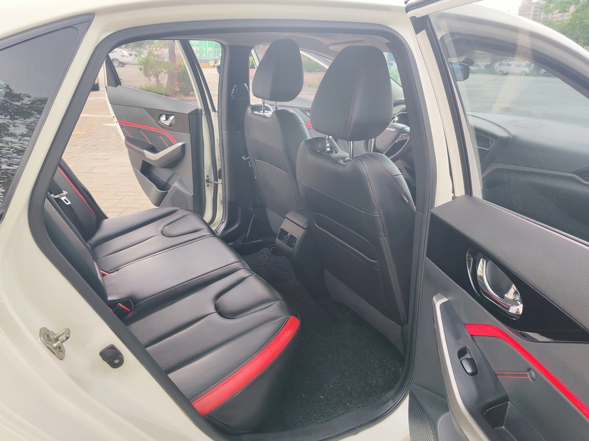 啟辰 D60  2018款 1.6L CVT智聯(lián)精英版圖片