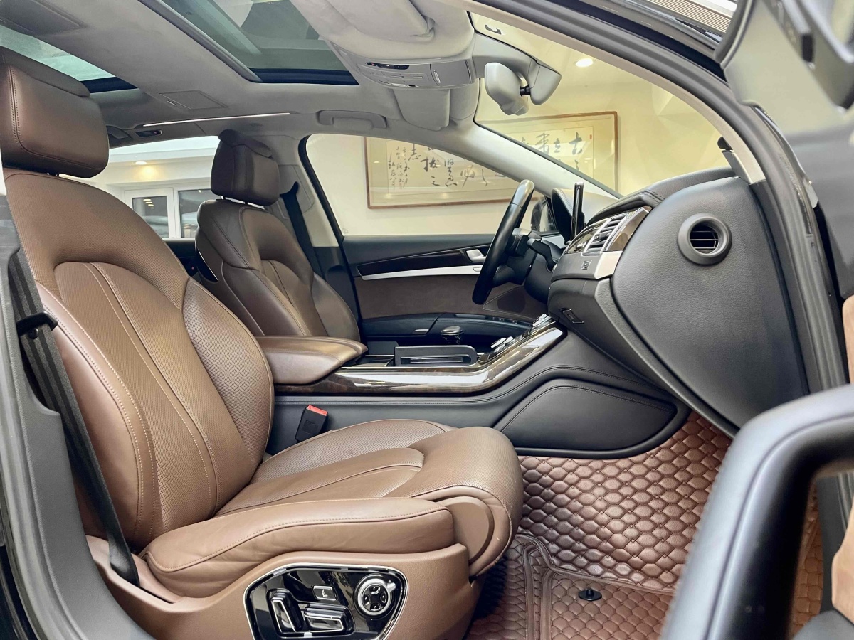 奧迪 奧迪A8  2014款 A8L 45 TFSI quattro專(zhuān)享型圖片