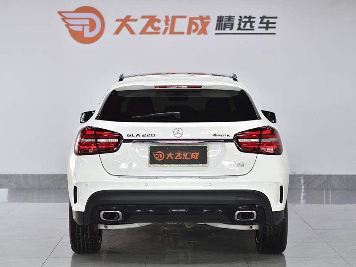 奔馳 奔馳GLA  2018款 GLA 220 4MATIC 運動型圖片