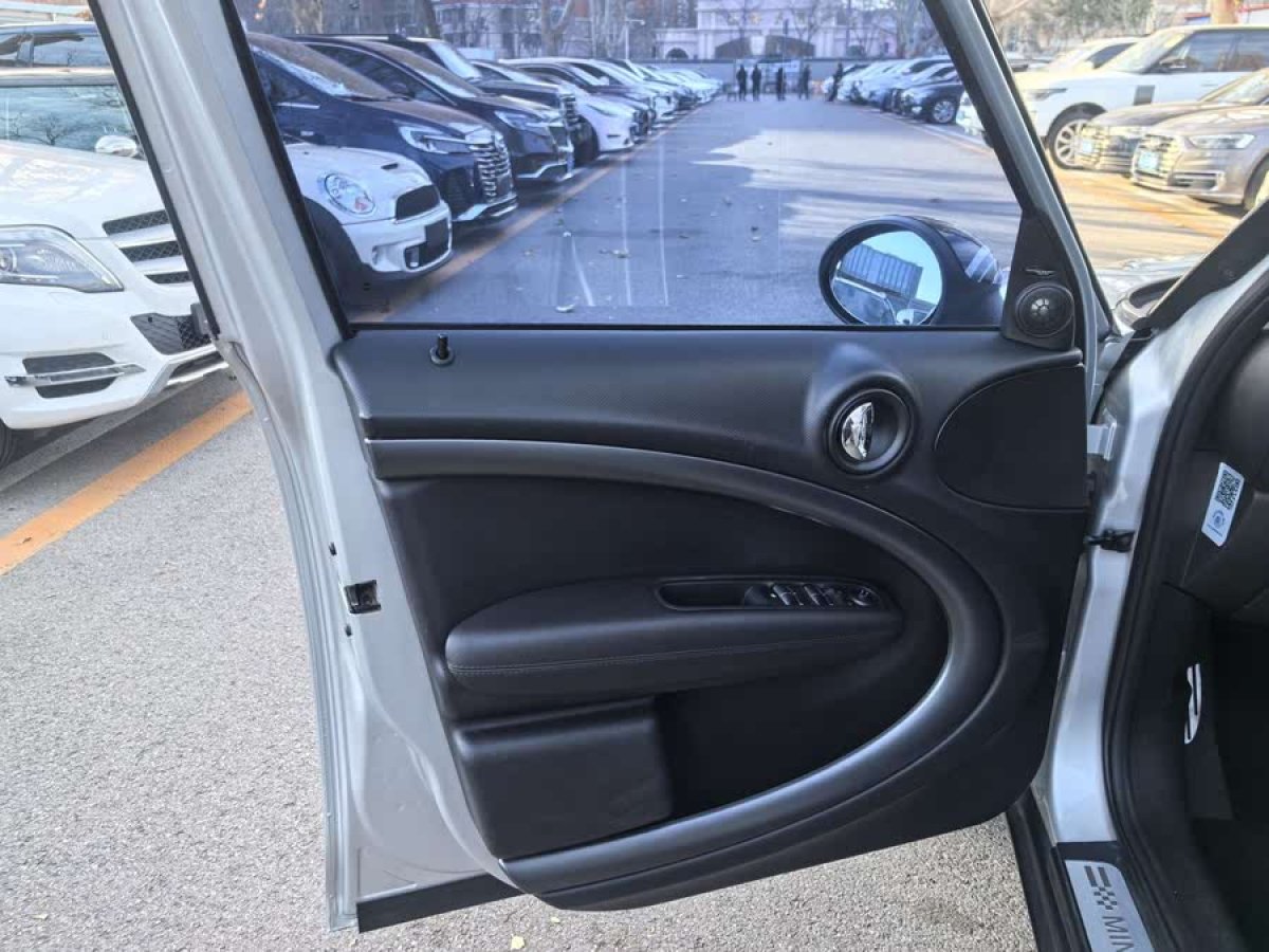 MINI COUNTRYMAN  2013款 1.6T COOPER ALL4 Fun圖片