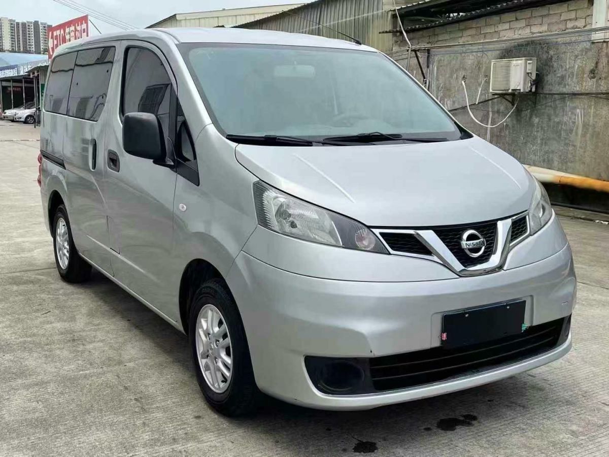 日產 NV200 圖片