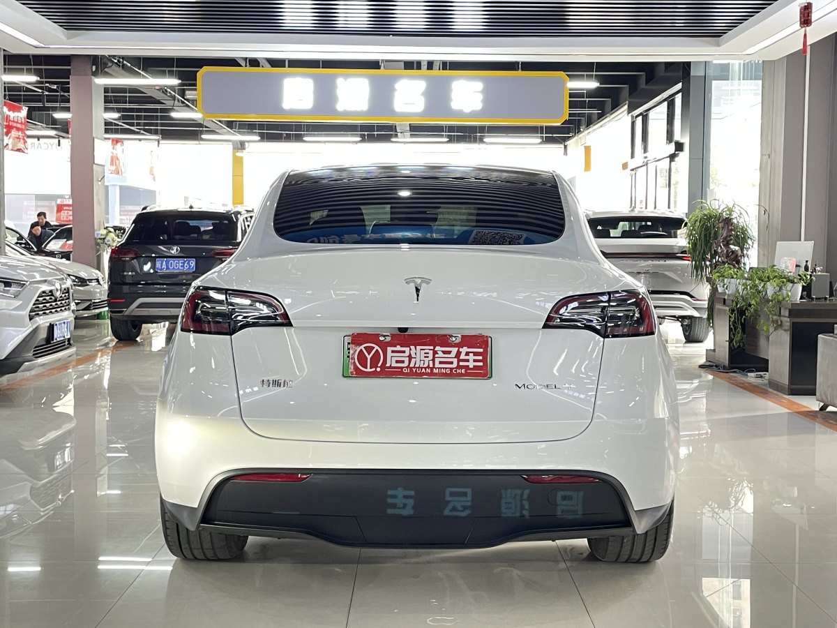 特斯拉 Model 3  2020款 改款 長(zhǎng)續(xù)航后輪驅(qū)動(dòng)版圖片