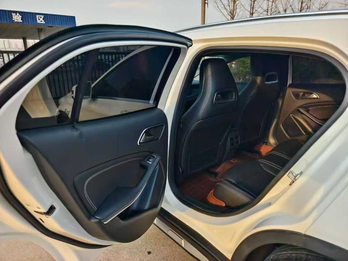 奔馳 奔馳GLA AMG  2017款 AMG GLA 45 4MATIC圖片
