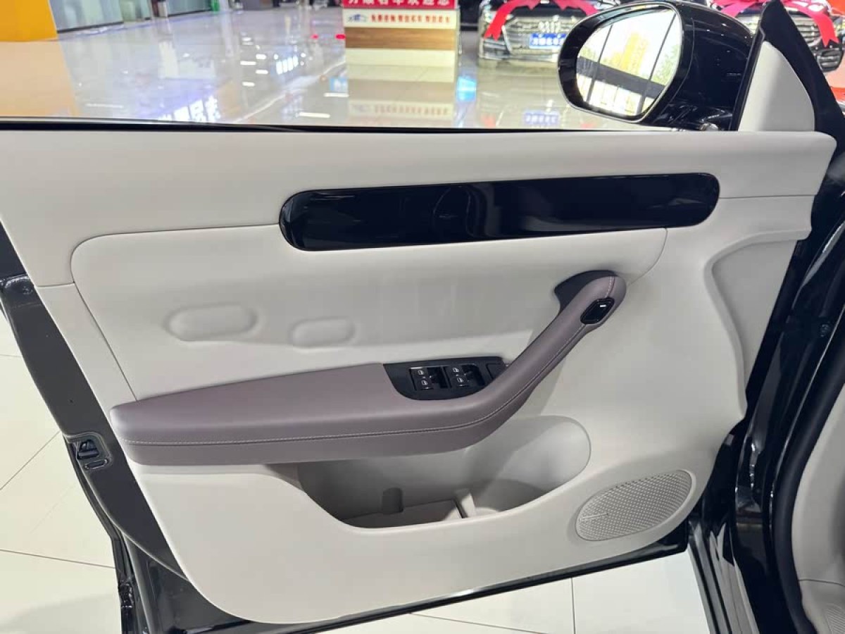零跑 零跑C11  2023款 增程 300舒享版圖片