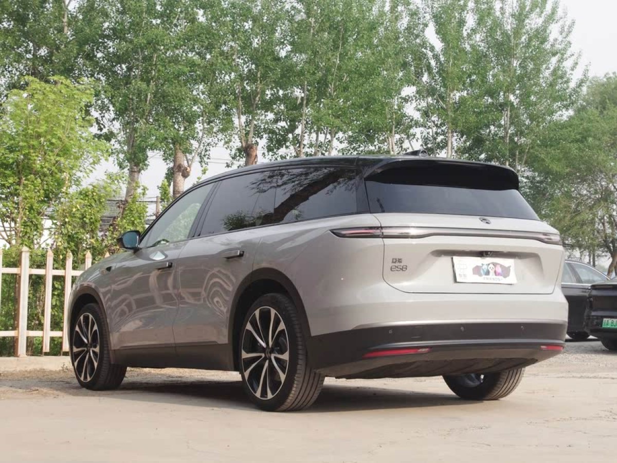 蔚來(lái) ES8  2023款 100kWh 簽名版圖片