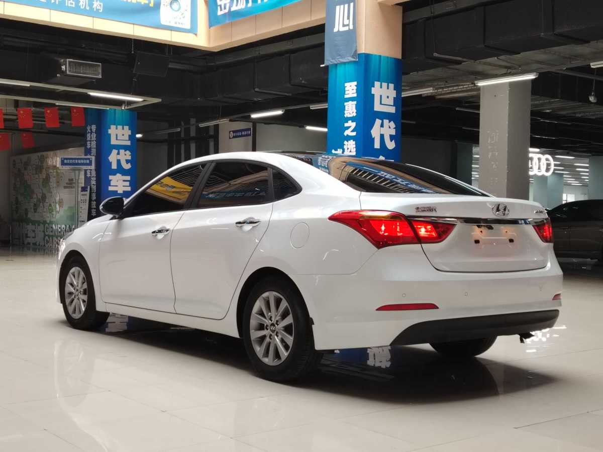 2015年1月現(xiàn)代 名圖  2014款 1.8L 自動智能型GLS