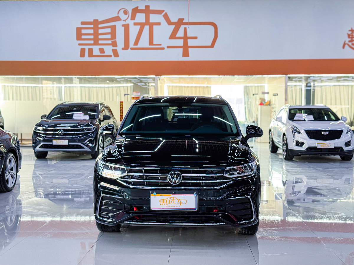 大眾 途觀L  2024款 出眾款 330TSI 自動(dòng)兩驅(qū)R-Line龍耀版圖片