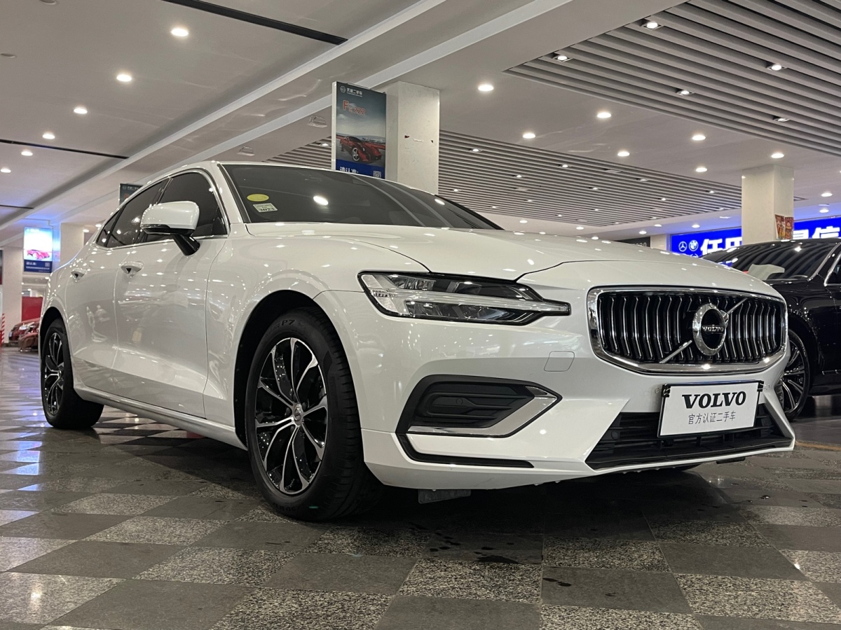 沃爾沃 s60l 2021款 t4 智逸豪華版圖片