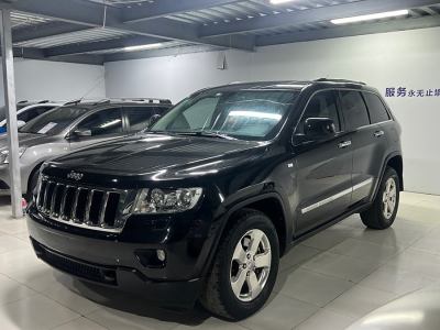 2013年3月 Jeep 大切諾基(進(jìn)口) 3.6L 舒享導(dǎo)航版圖片