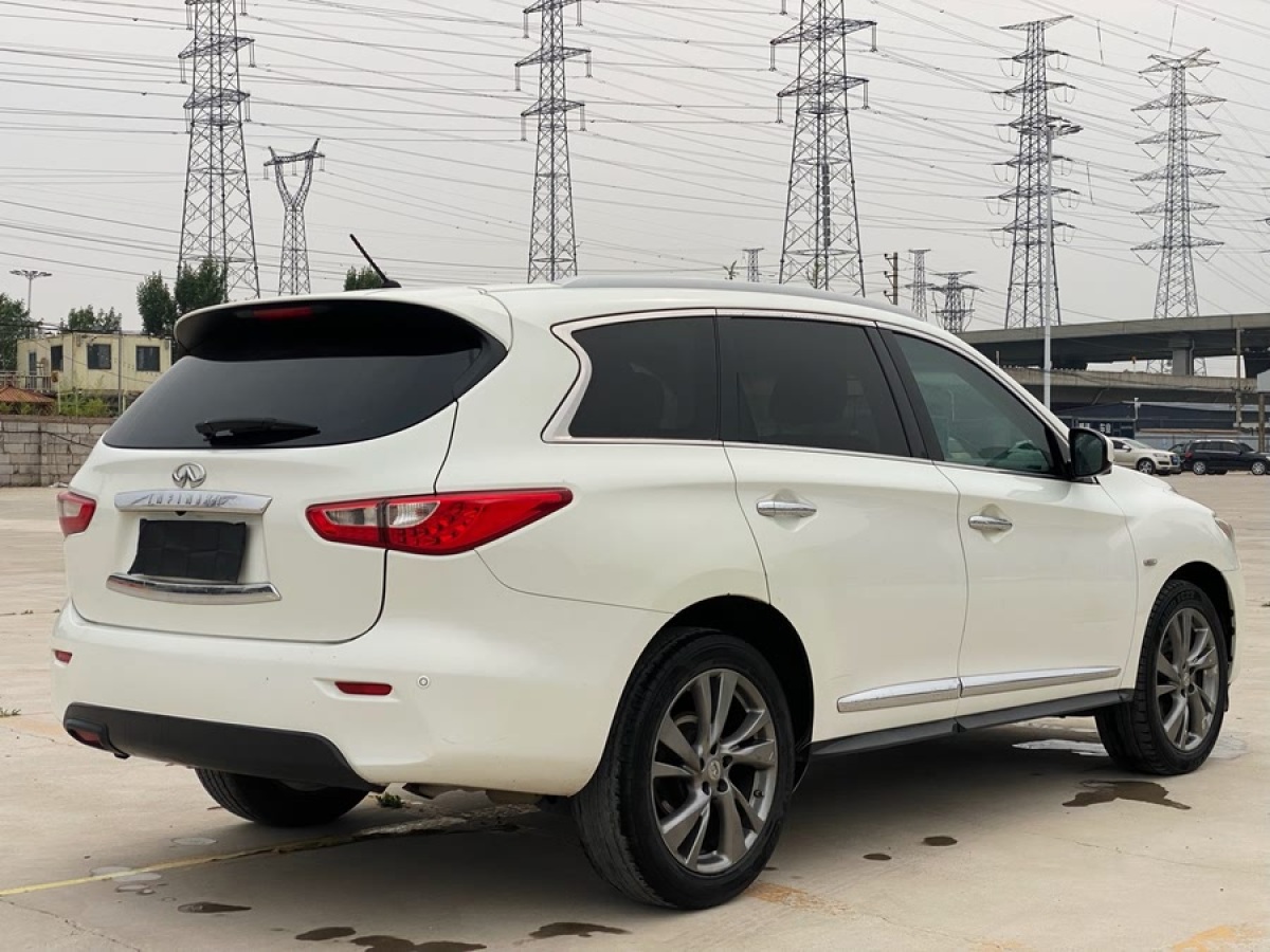 英菲尼迪 JX  2013款 JX35 兩驅(qū)卓越版圖片