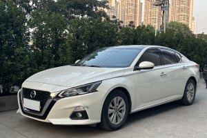 天籟 日產(chǎn) 2.0T XL 智領(lǐng)版