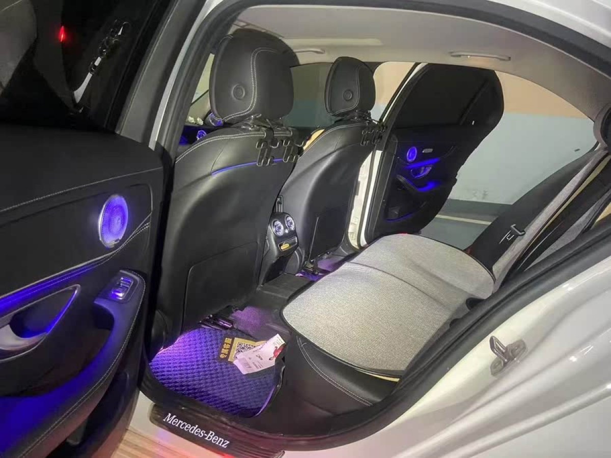 奔馳 奔馳C級  2020款 改款 C 200 L 時尚型圖片