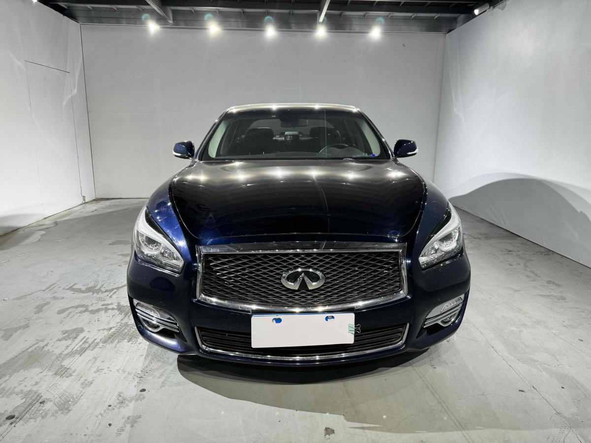 2019年1月英菲尼迪 Q70  2017款 Q70L 2.5L 精英版