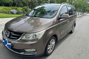 730 寶駿 1.5 標(biāo)準(zhǔn)型7-8座