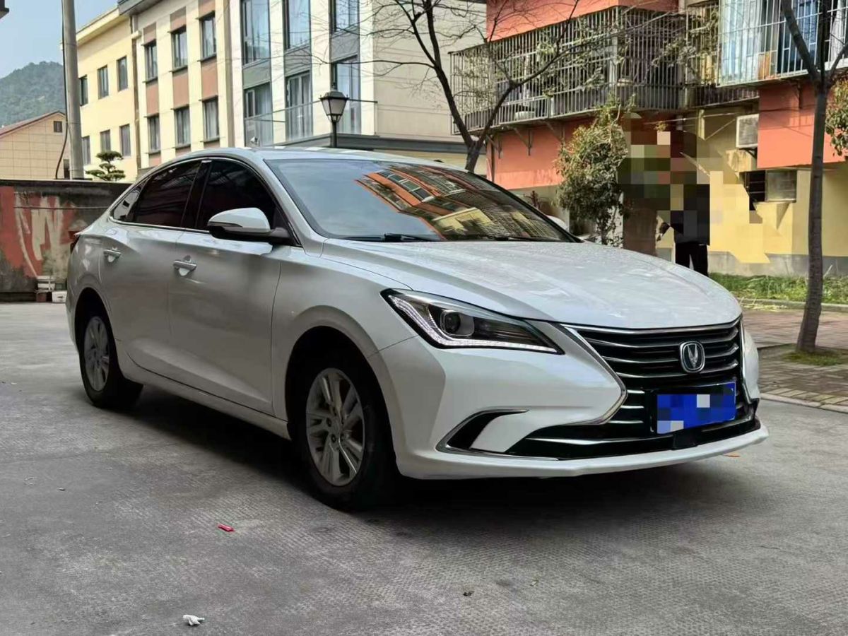 長(zhǎng)安 逸動(dòng)  2019款  1.6L GDI 手動(dòng)超值版 國(guó)VI圖片