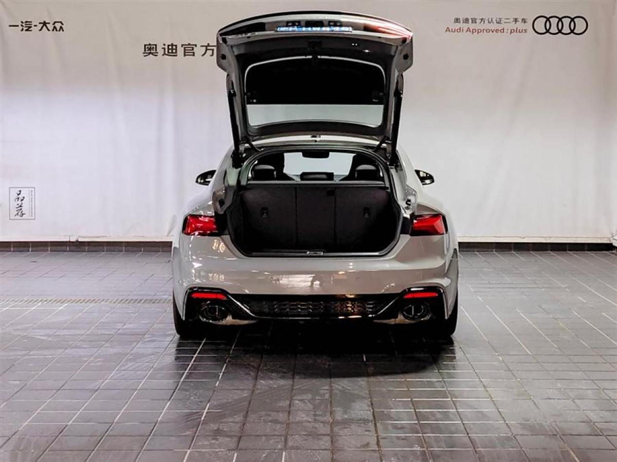 奧迪 奧迪RS 5  2021款 RS5 Coupe 黑曜版圖片