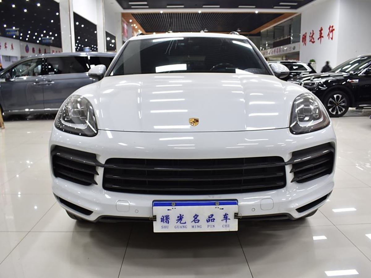 保時(shí)捷 Cayenne  2022款 Cayenne 3.0T 鉑金版圖片