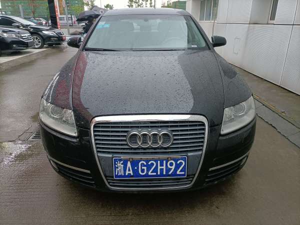 奥迪 奥迪A6L  2006款 3.2 FSI 尊享型