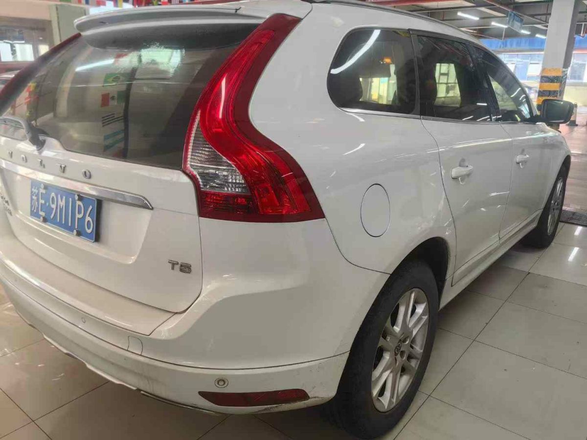 2015年1月沃爾沃 XC60  2015款 T5 智進版