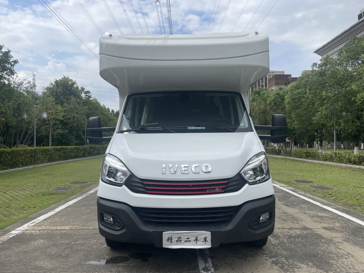 東風(fēng) 御風(fēng)房車  C型房車圖片