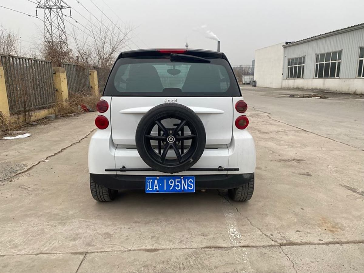 smart fortwo  2012款 1.0 MHD 硬頂標(biāo)準(zhǔn)版圖片