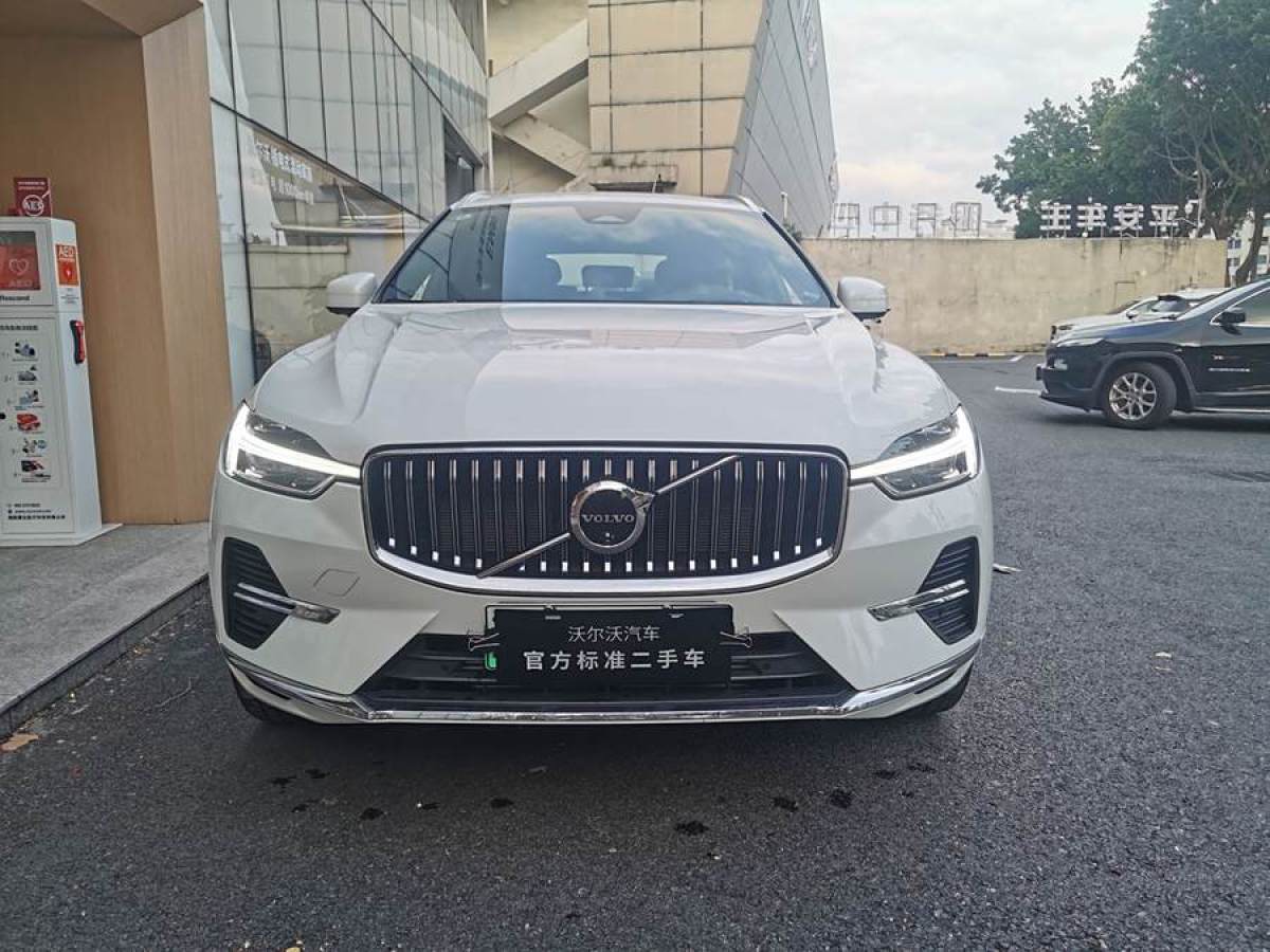 2023年7月沃爾沃 XC60新能源  2024款 T8 插電混動 長續(xù)航四驅智雅豪華版