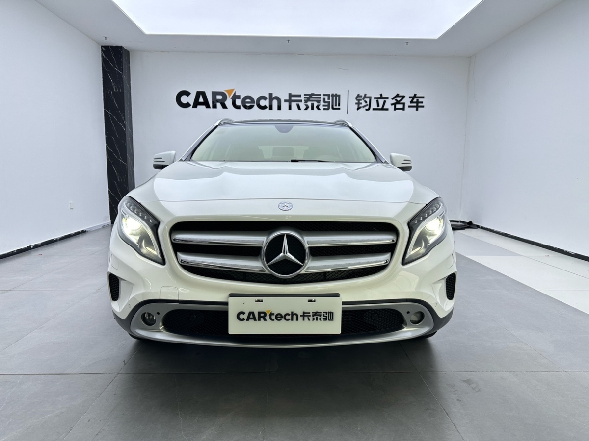 奔馳GLA級(jí) 2016款 GLA 220 4MATIC 時(shí)尚型圖片