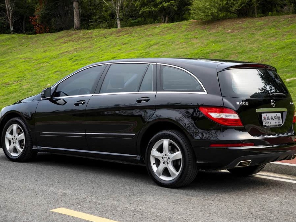 奔馳 奔馳R級  2014款 R 400 4MATIC 商務(wù)型圖片