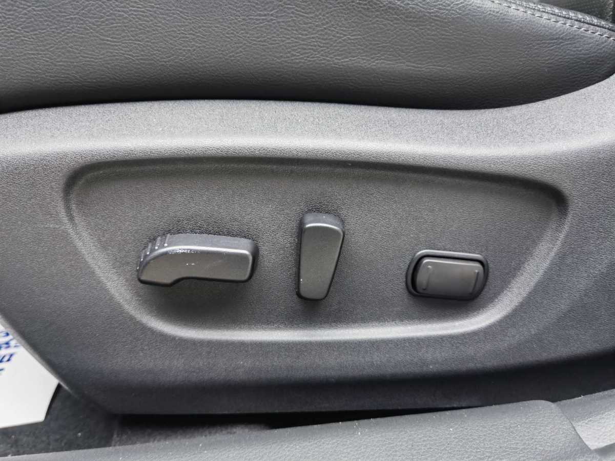 2019年4月日產(chǎn) 奇駿  2019款 2.5L CVT智聯(lián)豪華版 4WD