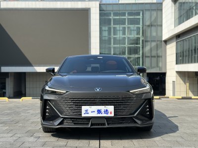 2023年3月 长安 长安UNI-V 智电iDD 智电iDD 1.5T 113km智酷型图片