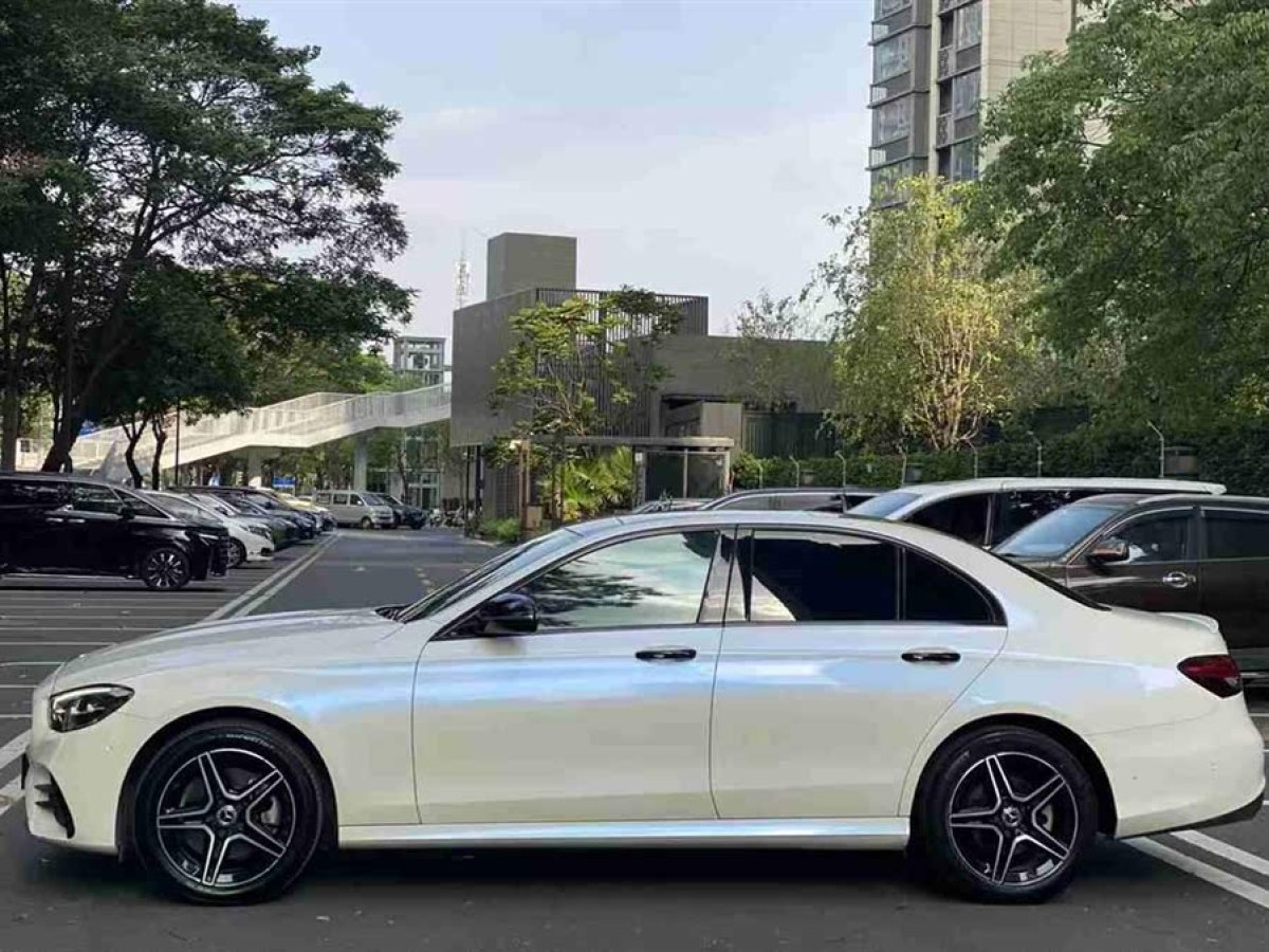 奔馳 奔馳E級(jí)  2021款 改款 E 260 時(shí)尚型運(yùn)動(dòng)版圖片