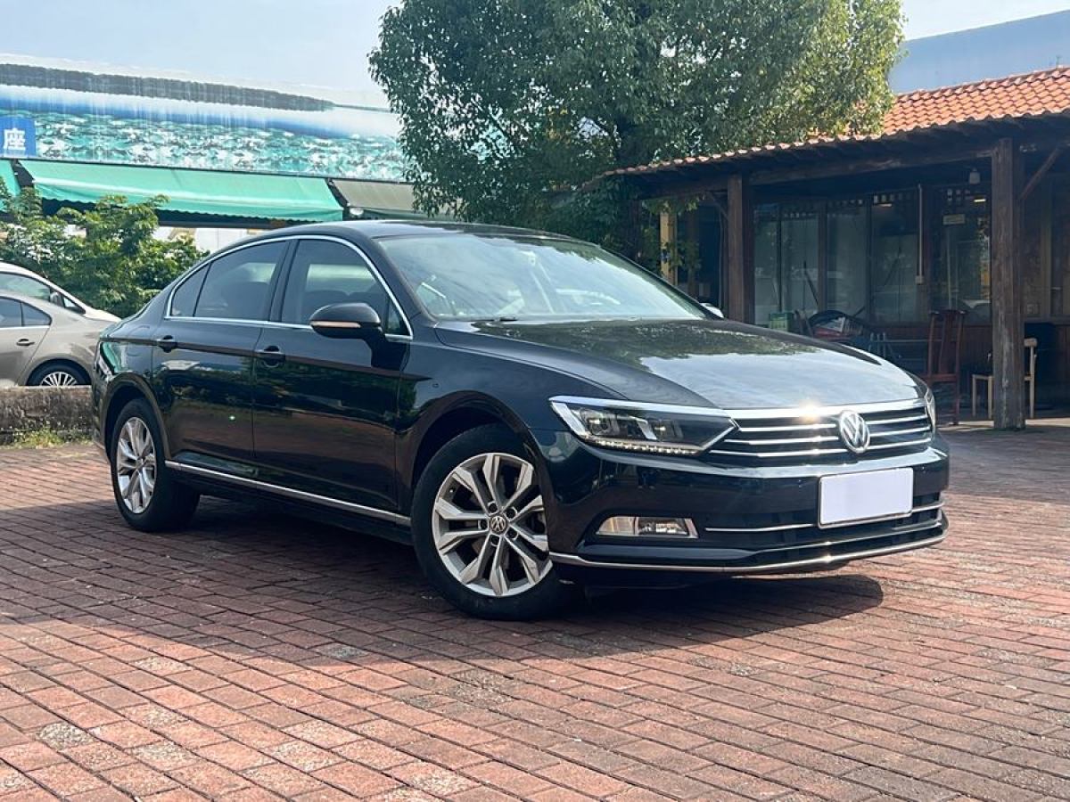 大眾 邁騰  2018款 改款 330TSI DSG 豪華型圖片